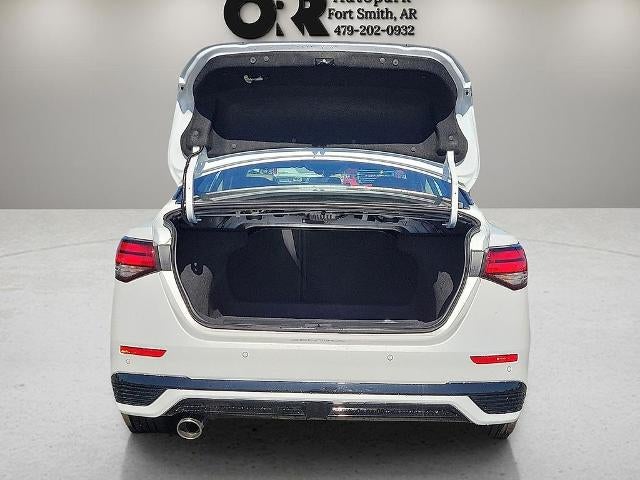 2025 Nissan Sentra SR CVT