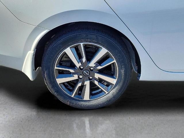 2025 Nissan Versa SV CVT