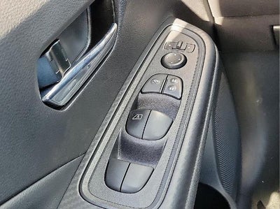 2025 Nissan Versa SV CVT