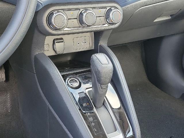 2025 Nissan Versa SV CVT