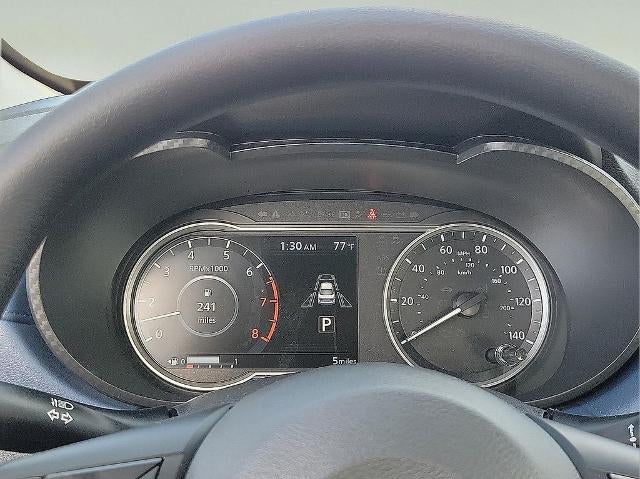 2025 Nissan Versa SV CVT