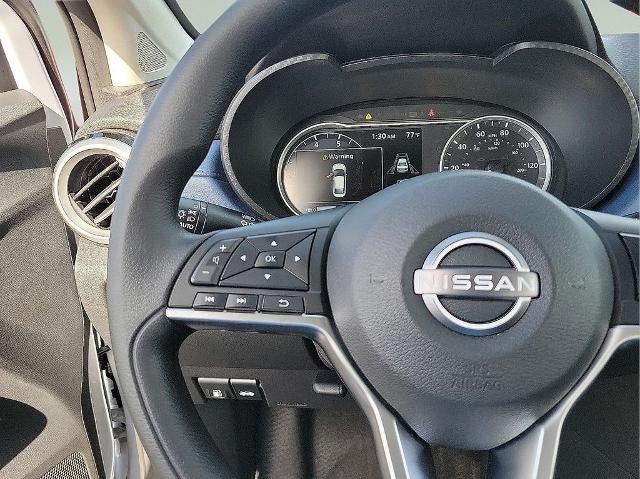 2025 Nissan Versa SV CVT