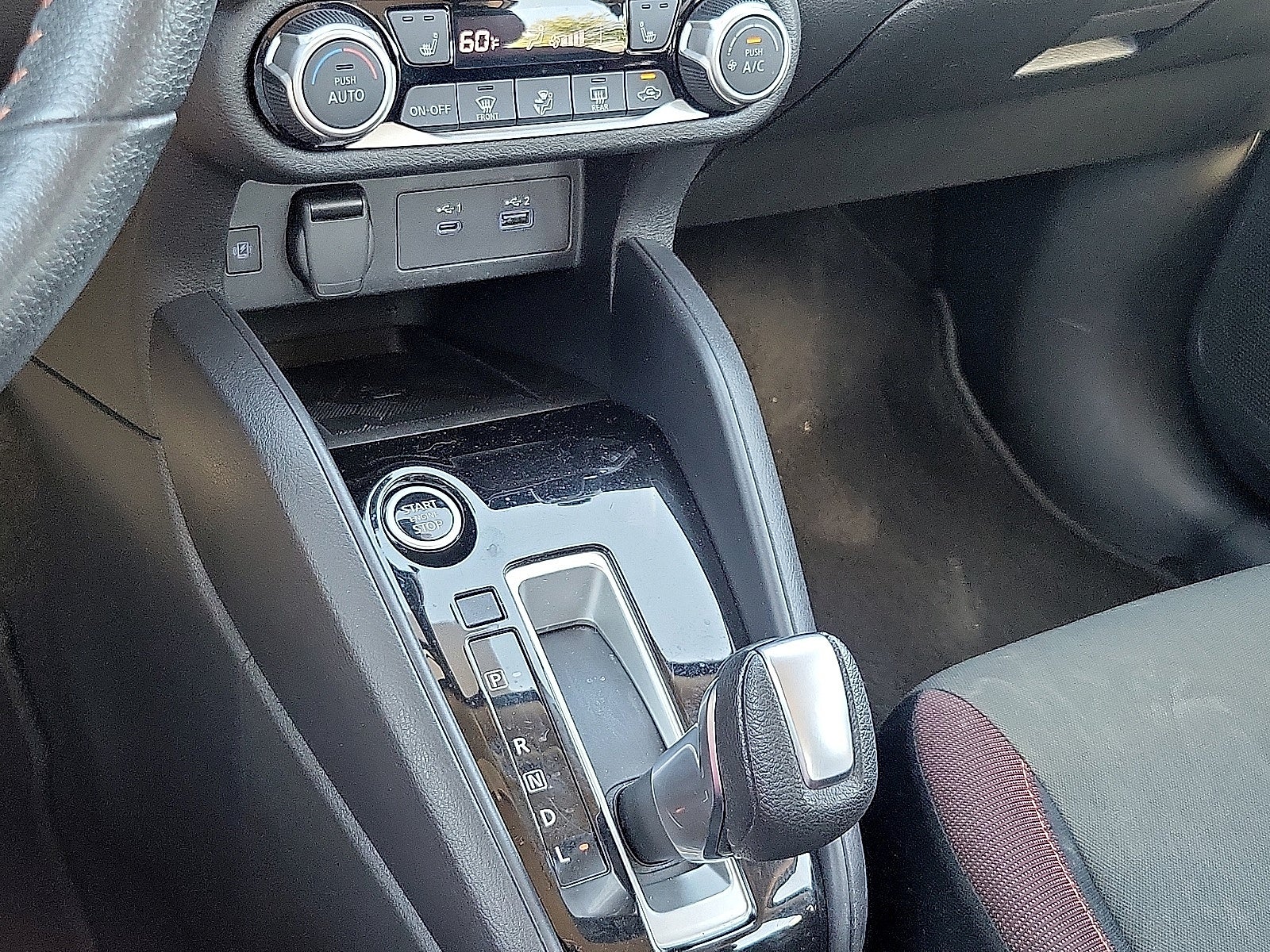 2024 Nissan Versa SR CVT