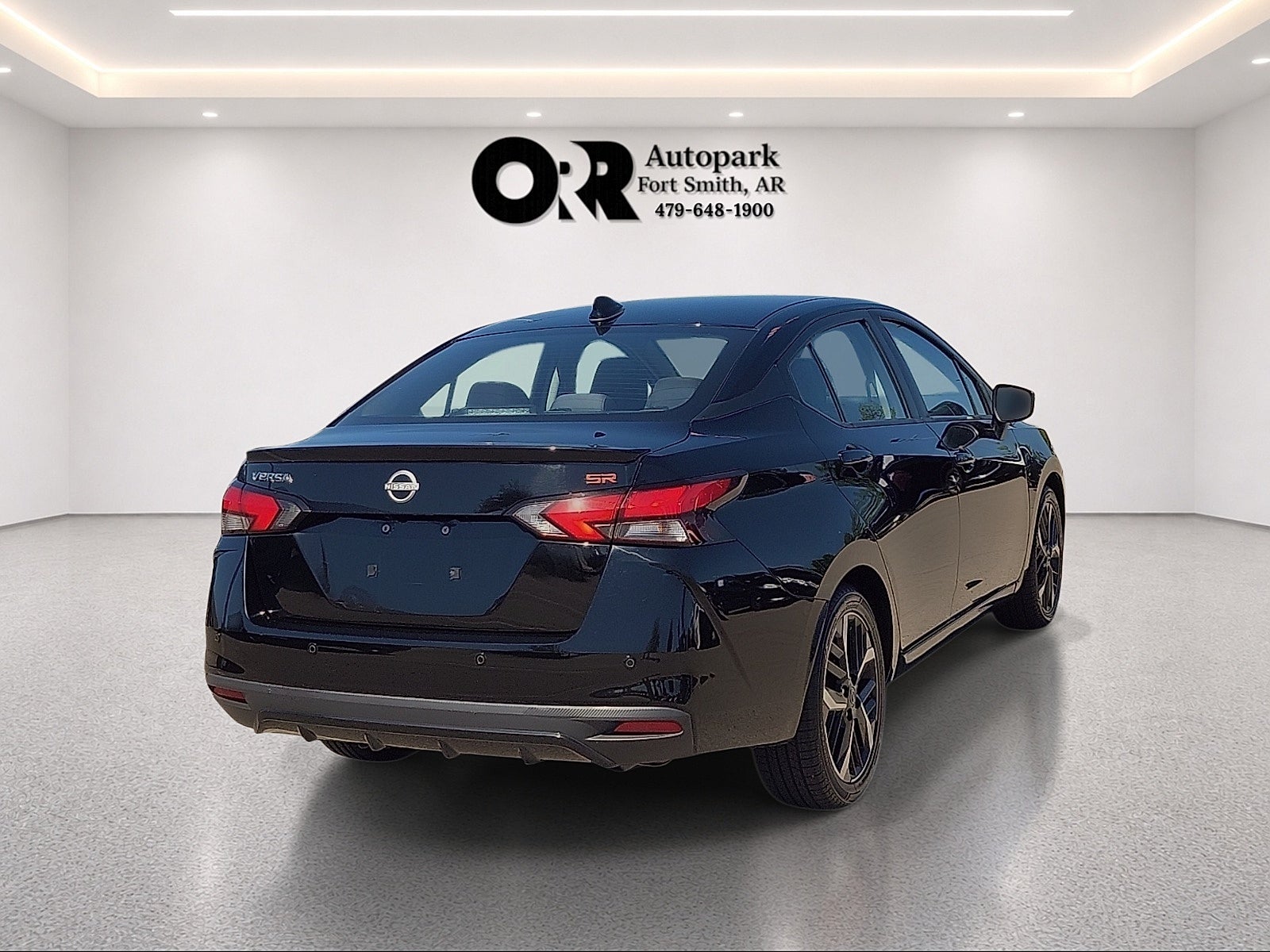 2024 Nissan Versa SR CVT