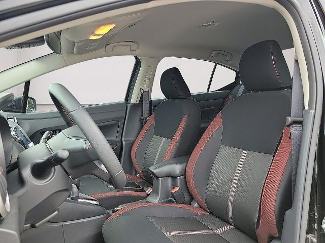2025 Nissan Versa SR CVT
