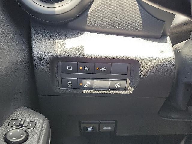 2025 Nissan Kicks Play S FWD