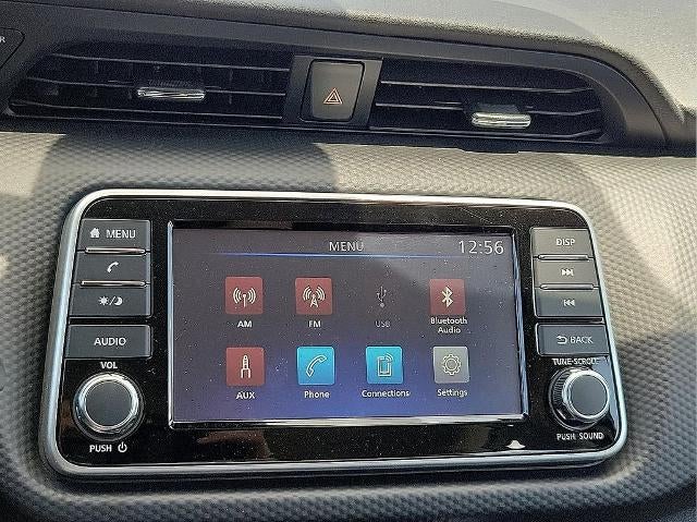 2025 Nissan Kicks Play S FWD