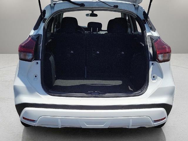 2025 Nissan Kicks Play S FWD