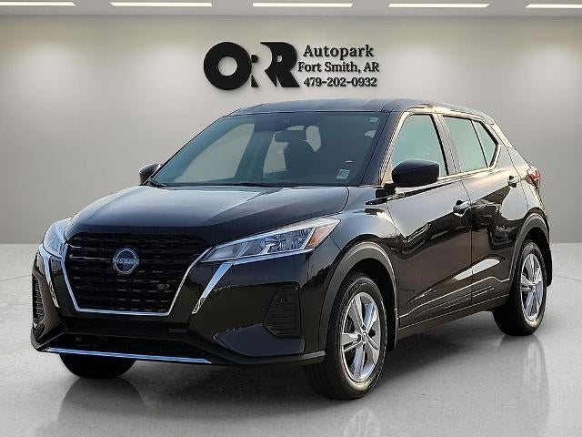 2025 Nissan Kicks Play S FWD