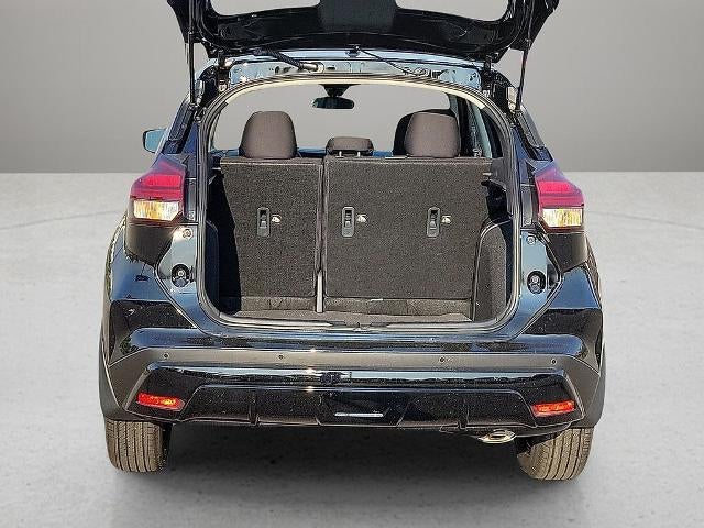 2025 Nissan Kicks Play S FWD