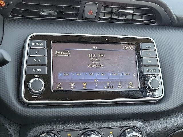 2025 Nissan Kicks Play S FWD
