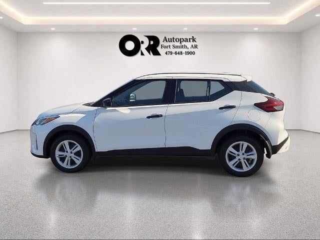 2025 Nissan Kicks Play S FWD