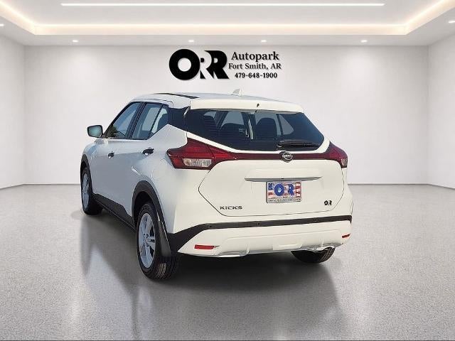 2025 Nissan Kicks Play S FWD