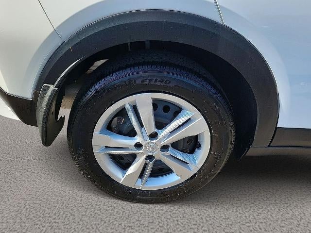 2025 Nissan Kicks Play S FWD