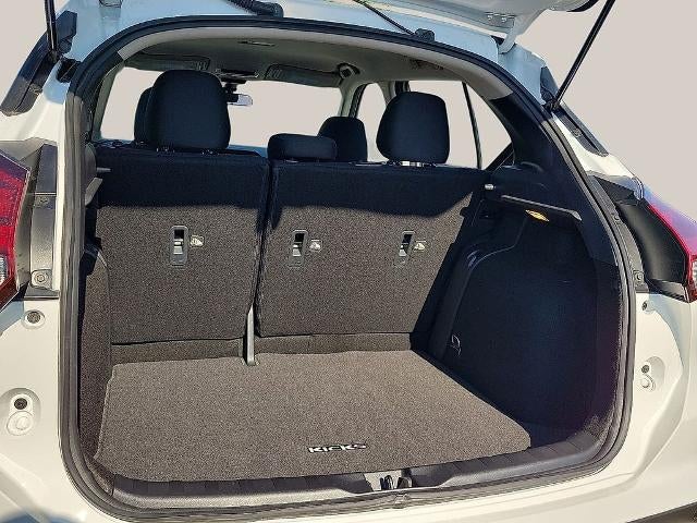 2025 Nissan Kicks Play S FWD