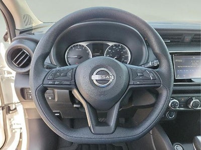 2025 Nissan Kicks Play S FWD
