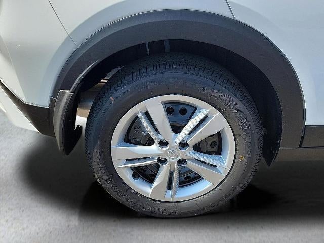 2025 Nissan Kicks Play S FWD