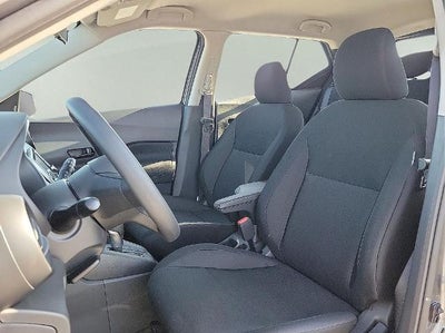 2025 Nissan Kicks Play S FWD