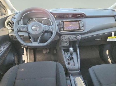 2025 Nissan Kicks Play S FWD