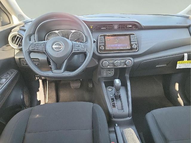 2025 Nissan Kicks Play S FWD