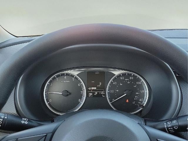 2025 Nissan Kicks Play S FWD