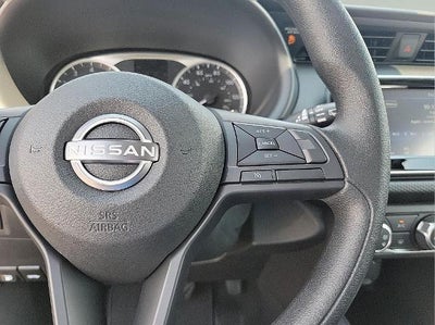 2025 Nissan Kicks Play S FWD