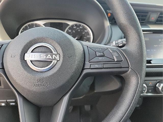 2025 Nissan Kicks Play S FWD