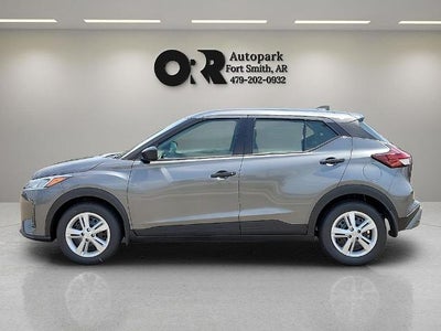 2025 Nissan Kicks Play S FWD
