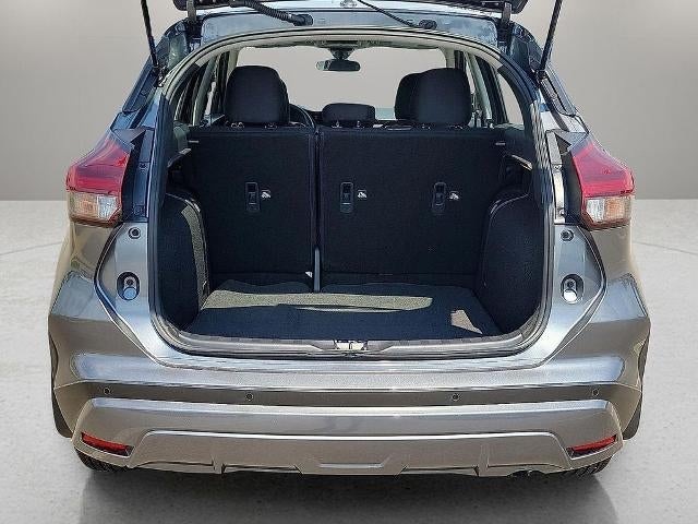 2025 Nissan Kicks Play S FWD
