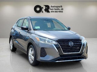 2025 Nissan Kicks Play S FWD