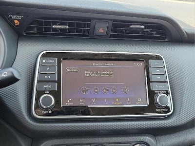 2025 Nissan Kicks Play S FWD