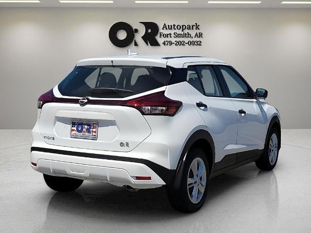 2025 Nissan Kicks Play S FWD
