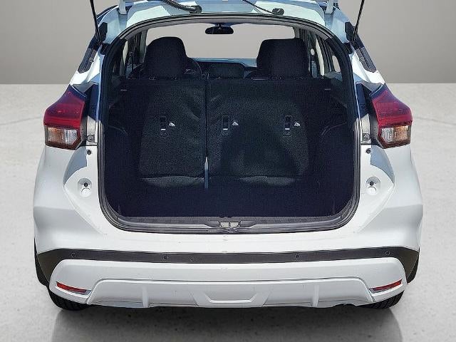 2025 Nissan Kicks Play S FWD
