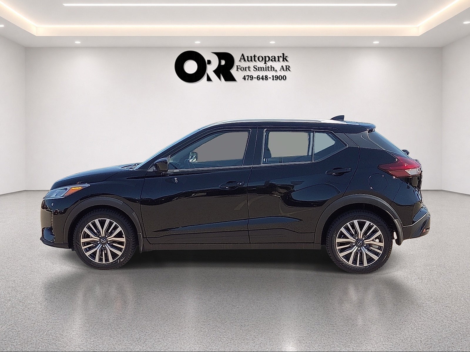2023 Nissan Kicks SV FWD