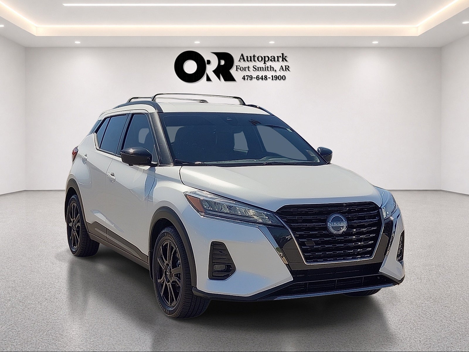 2024 Nissan Kicks SR FWD