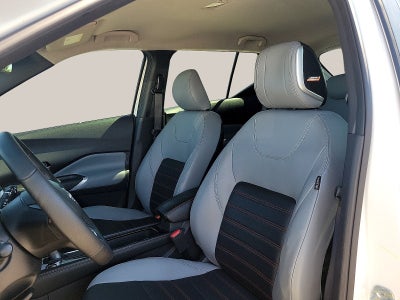 2024 Nissan Kicks SR FWD