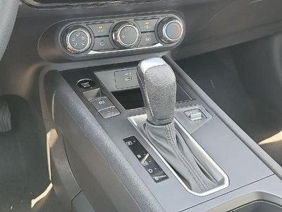 2026 Nissan Kicks S FWD