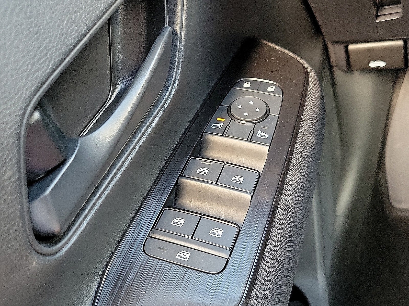 2027 Nissan Kicks S FWD