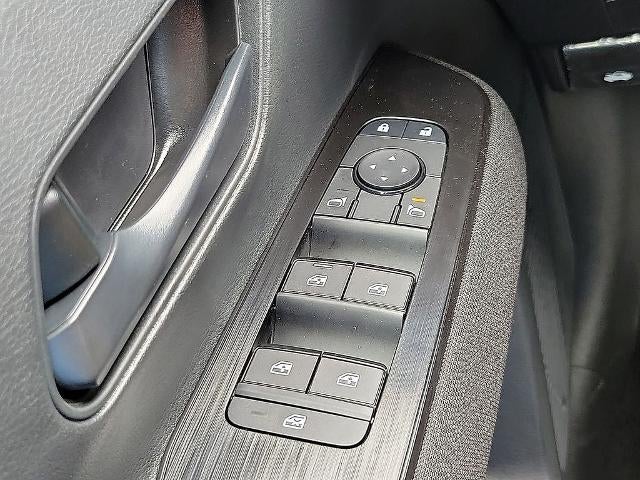 2026 Nissan Kicks S FWD