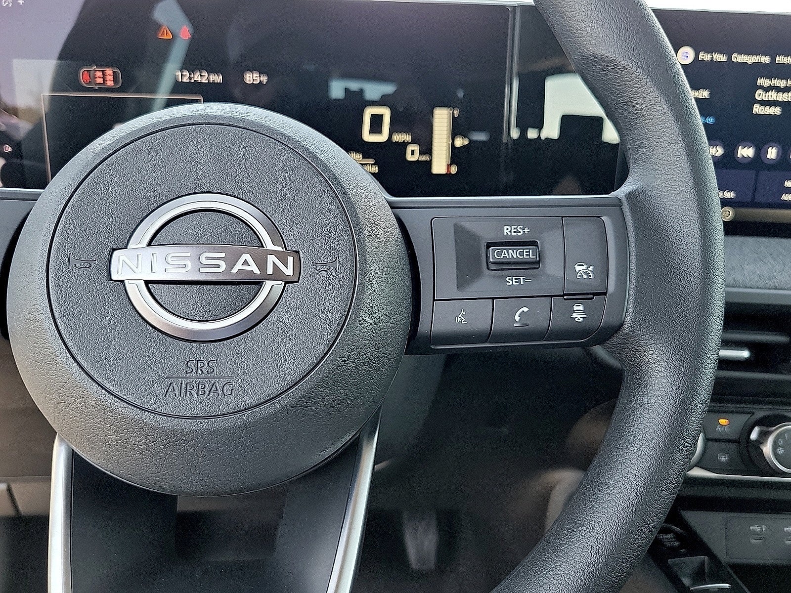 2027 Nissan Kicks S FWD