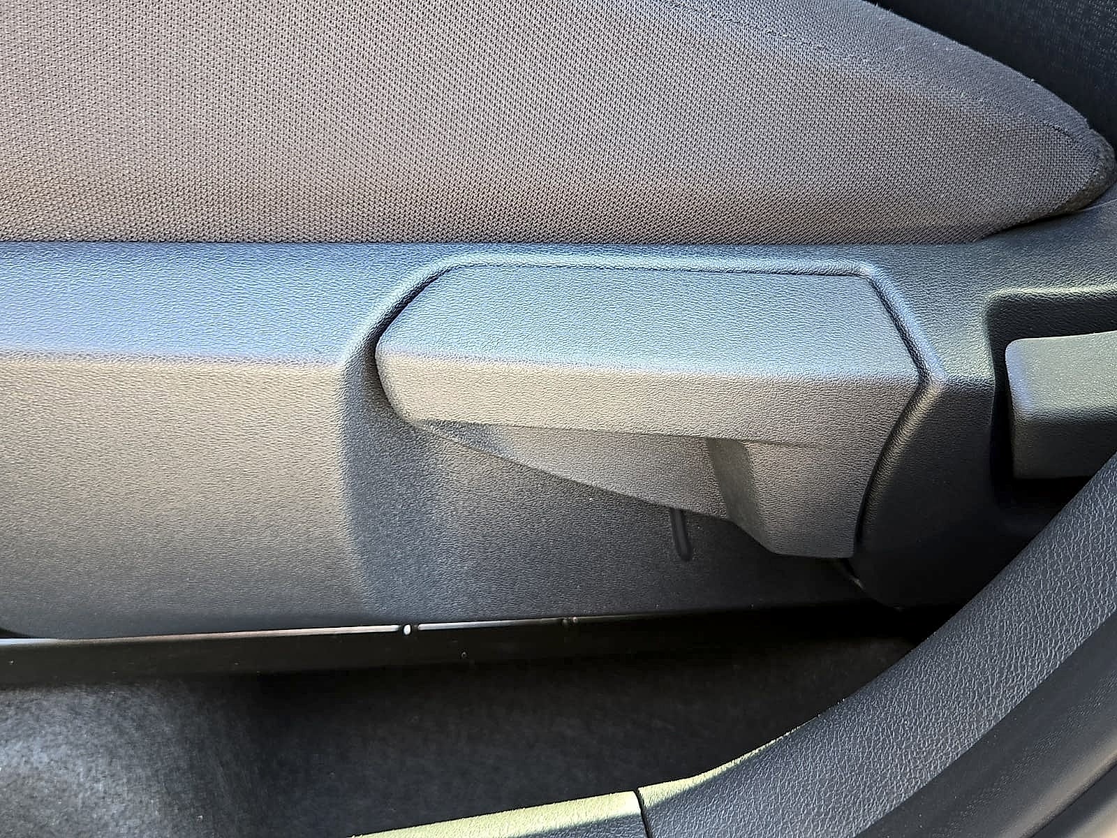 2027 Nissan Kicks S FWD