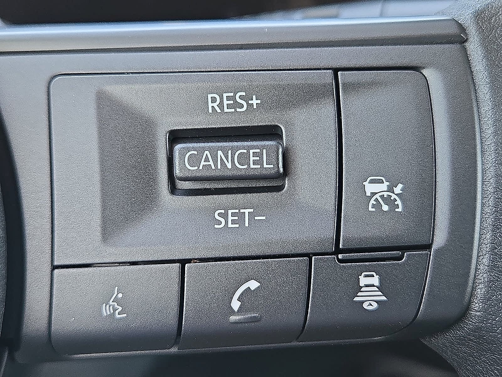 2027 Nissan Kicks S FWD