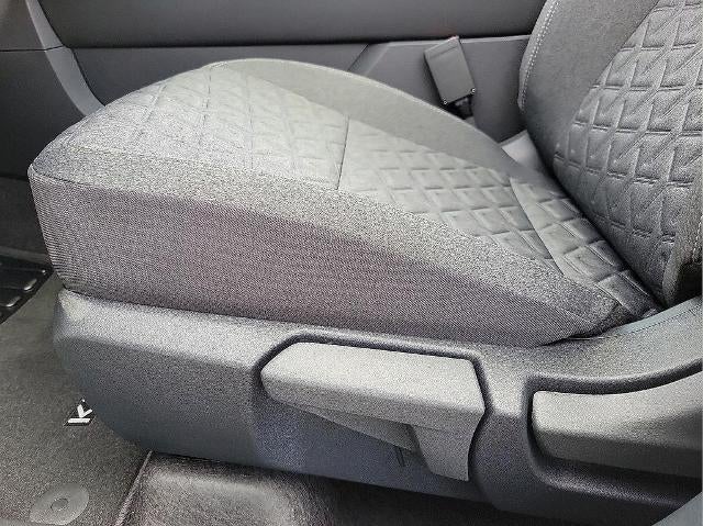 2025 Nissan Kicks SV AWD