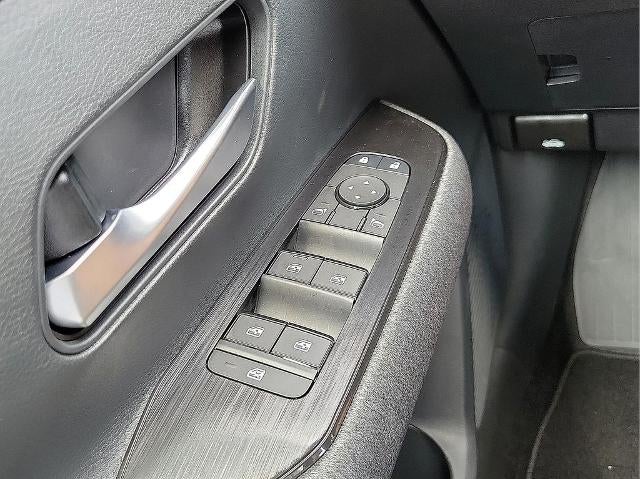 2025 Nissan Kicks SV AWD