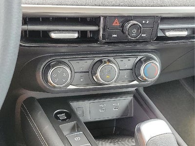 2025 Nissan Kicks SV AWD