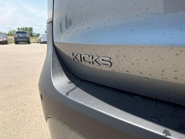 2026 Nissan Kicks SV FWD