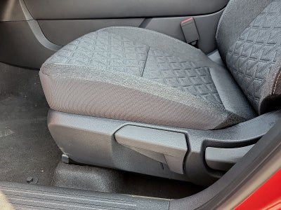 2027 Nissan Kicks SV FWD