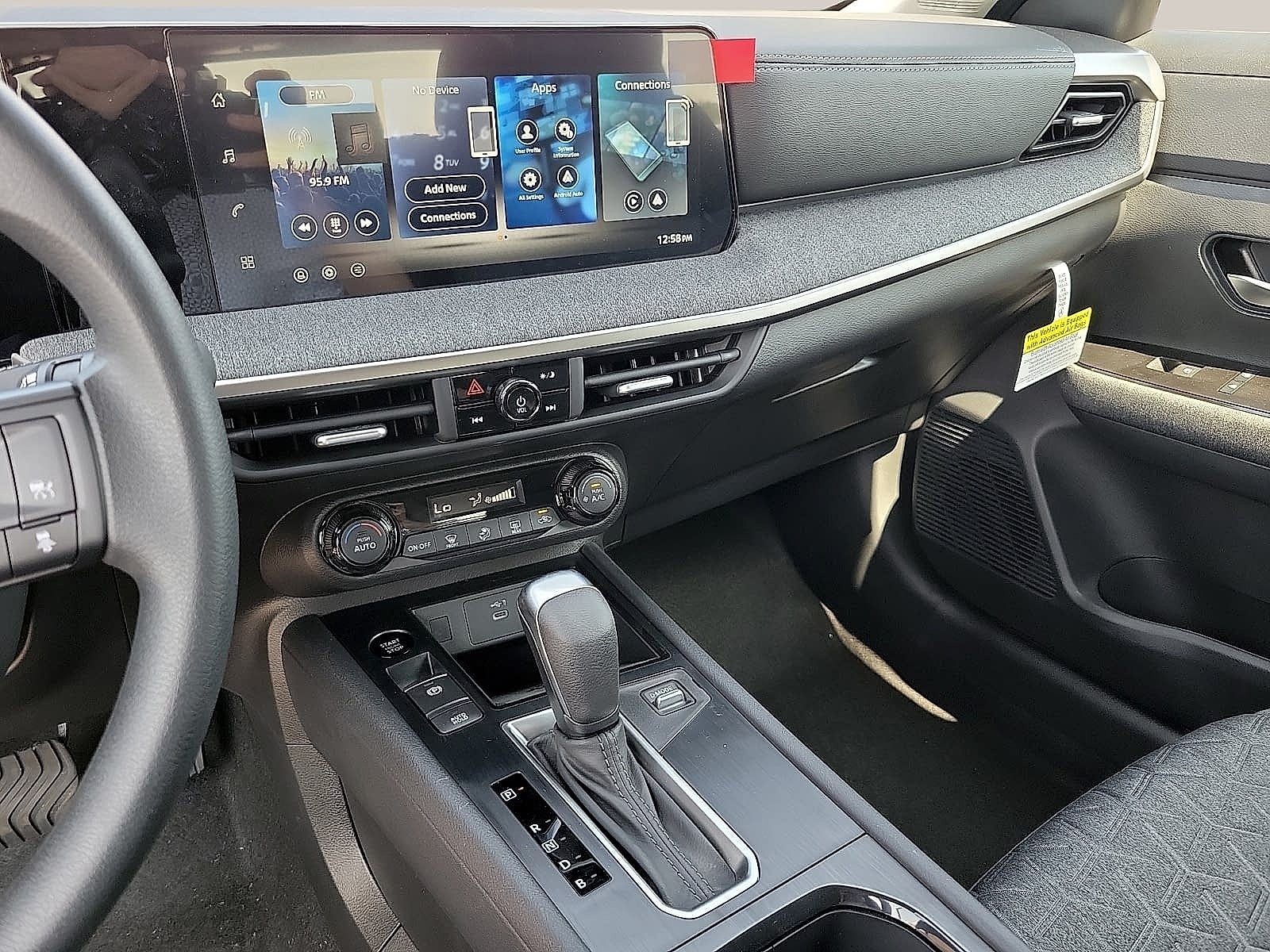 2027 Nissan Kicks SV FWD