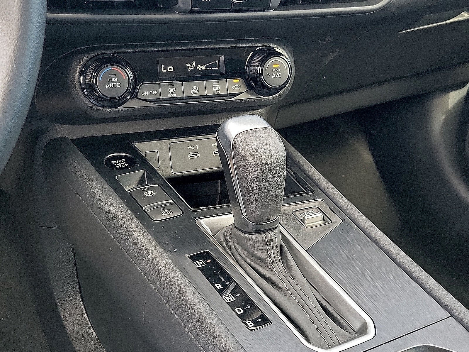 2027 Nissan Kicks SV FWD