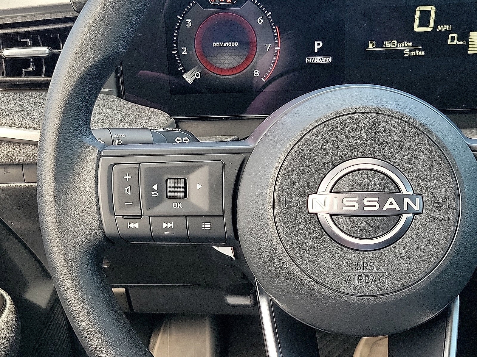 2027 Nissan Kicks SV FWD